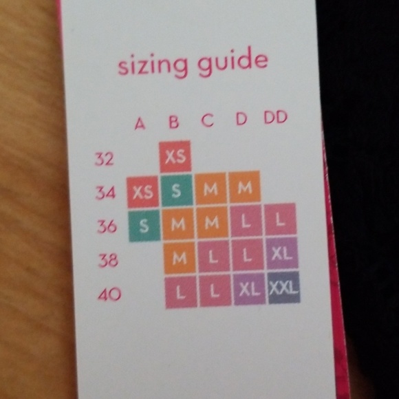 Padded Halter Lace Bralette - Picture 2 of 4